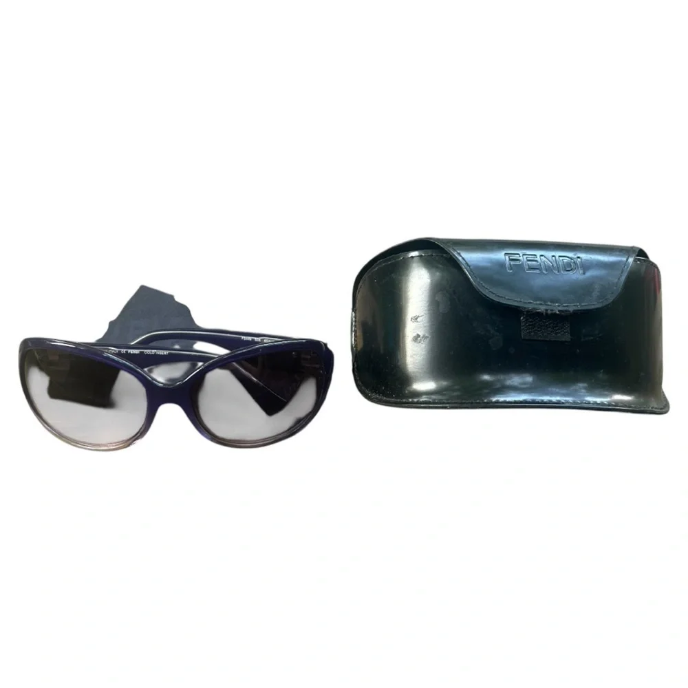 Vintage Fendi purple ombré women's sunglasses with Fendi logo